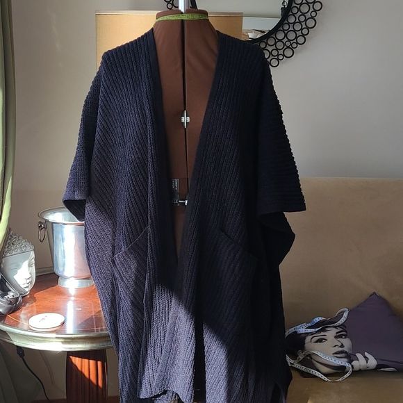NWT Aerie Chenille Cardigan Poncho - Picture 2 of 9